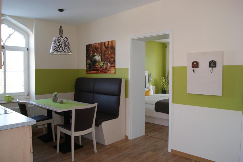 Deluxe Apartments Der "Alten Apotheke" بريرو الغرفة الصورة