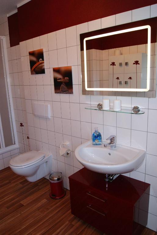 Deluxe Apartments Der "Alten Apotheke" بريرو الغرفة الصورة